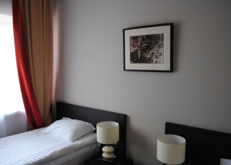 Optima Kropyvnytskyi Hotel Ngoại thất bức ảnh