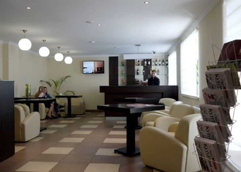 Optima Kropyvnytskyi Hotel Ngoại thất bức ảnh